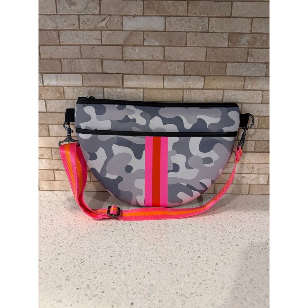 Haute Shore Neoprene Crossbody Bag Pink Camo